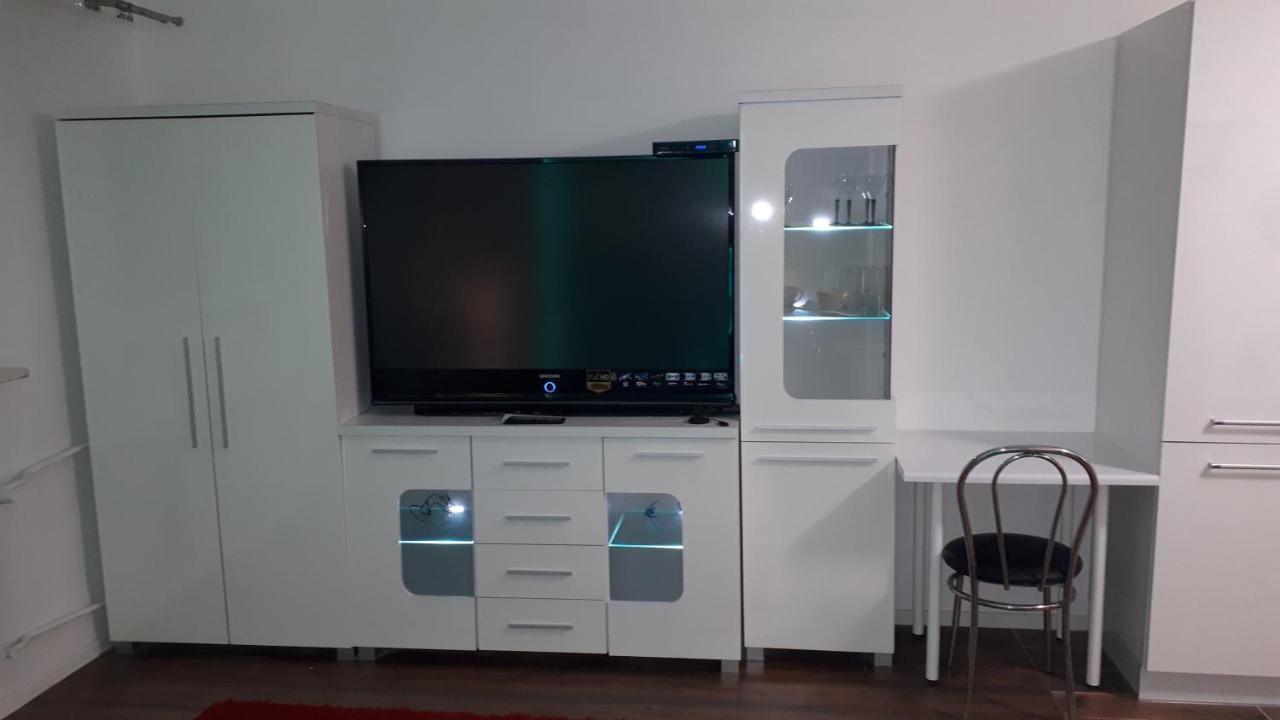 كيلتشي Apartament Centrum Panoramiczna Big Ben Z Balkonem-- Klimatyzacja-- المظهر الخارجي الصورة